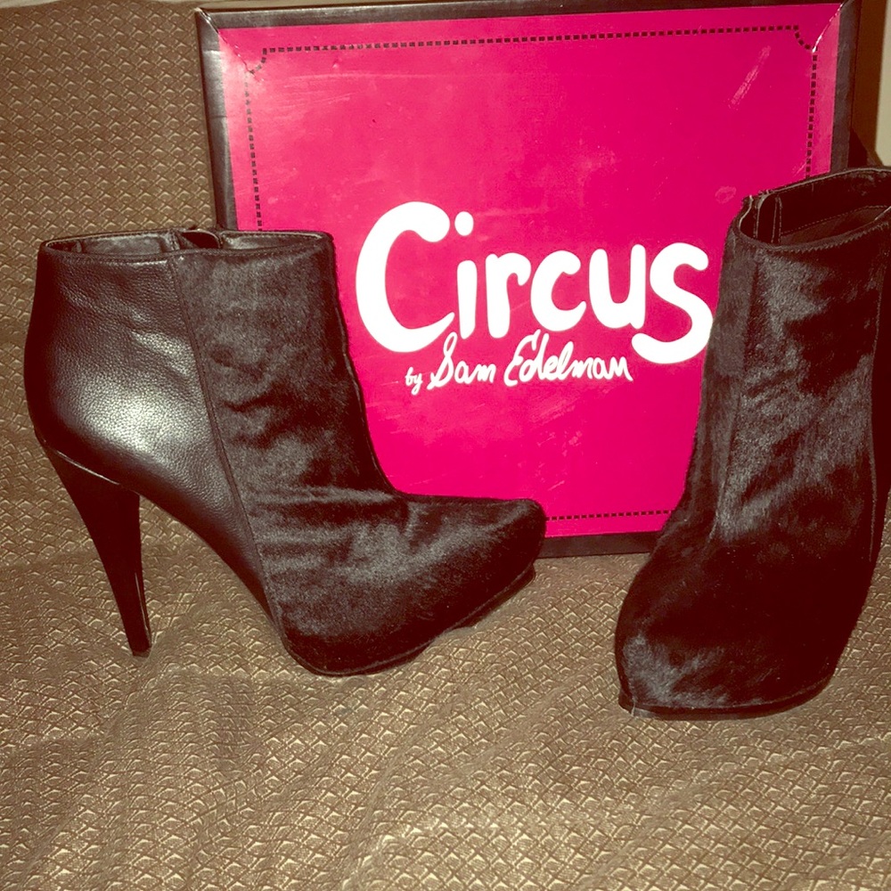 Circus by Sam Edelman Jacey Platform Booties